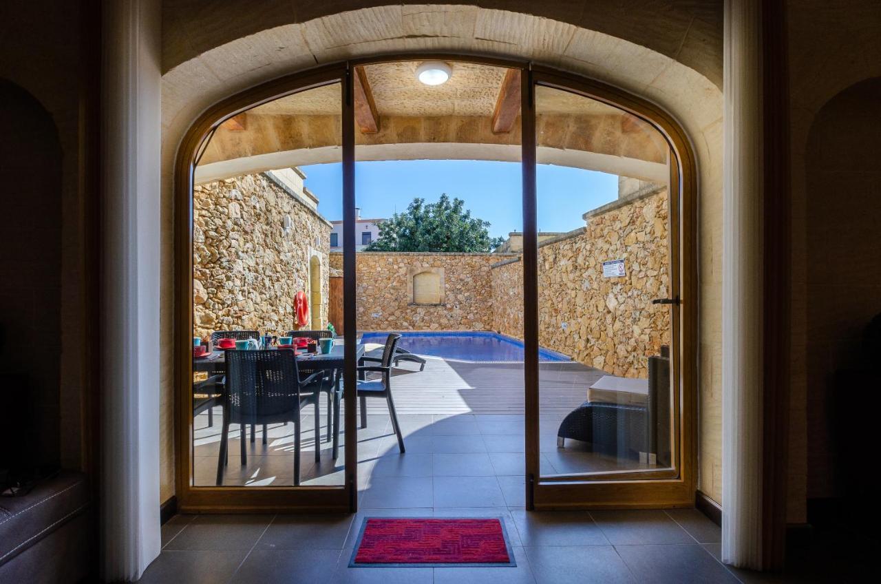 A Popular Pet Friendly Villa With A Pool, Gozo Xaghra Bagian luar foto