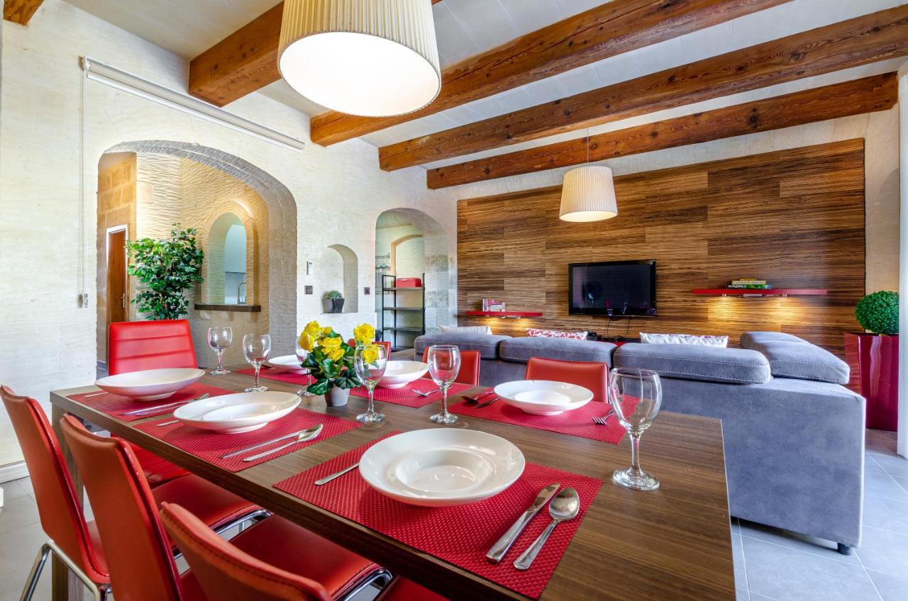 A Popular Pet Friendly Villa With A Pool, Gozo Xaghra Bagian luar foto